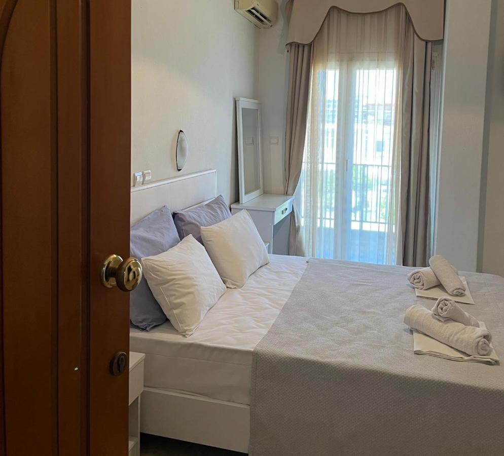 Platon Hotel Neoi Poroi Exterior photo